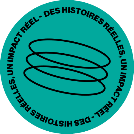 Badge des histoires réelles, un impact réel